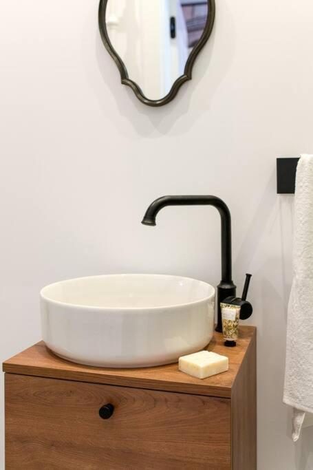 Bohemian Style Apt In The Centre Apartment คราคูฟ ภายนอก รูปภาพ